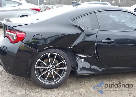 2017 Toyota 86 from USA, damaged, VIN JF1ZNAA19H8705260